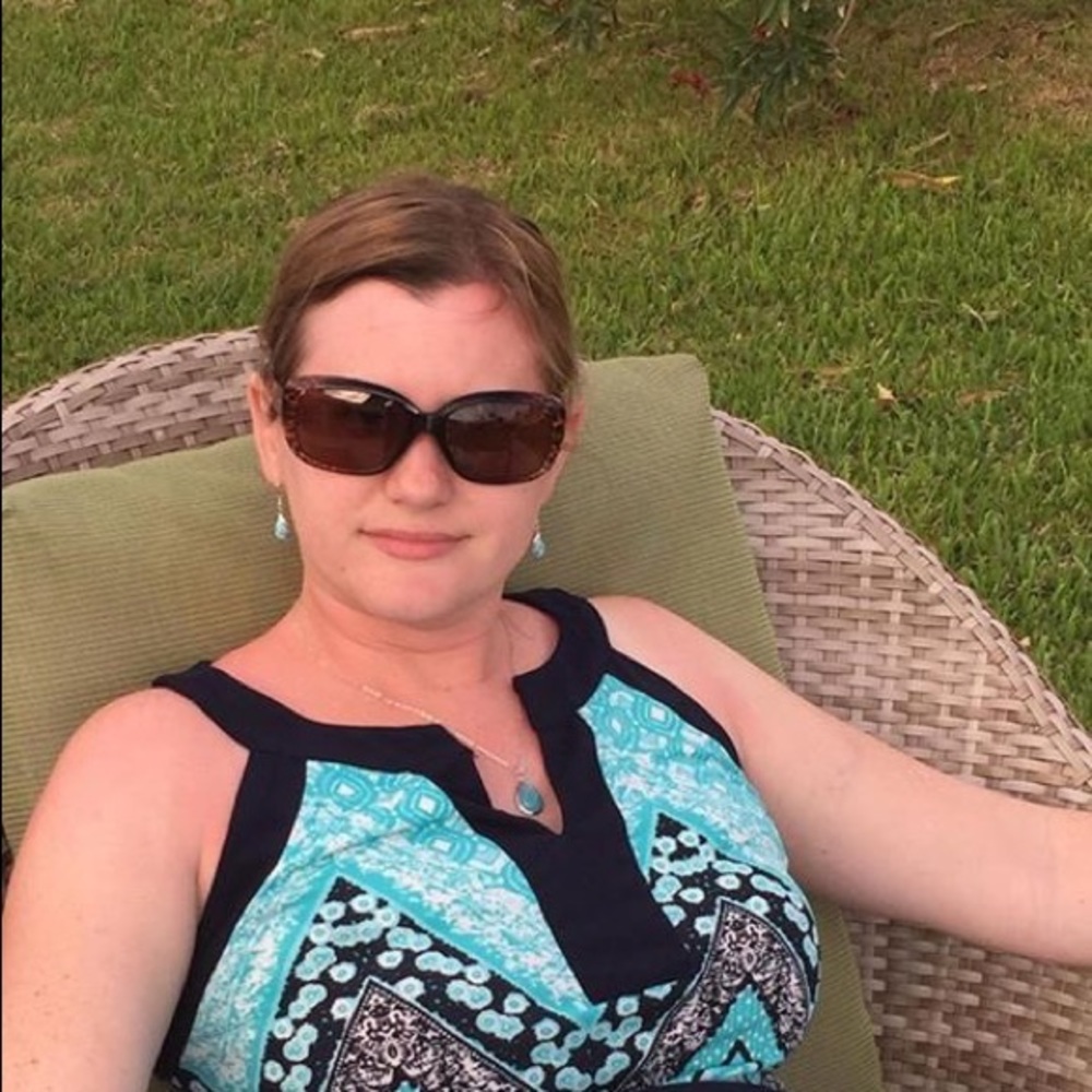 Meet your Posher, Jillian